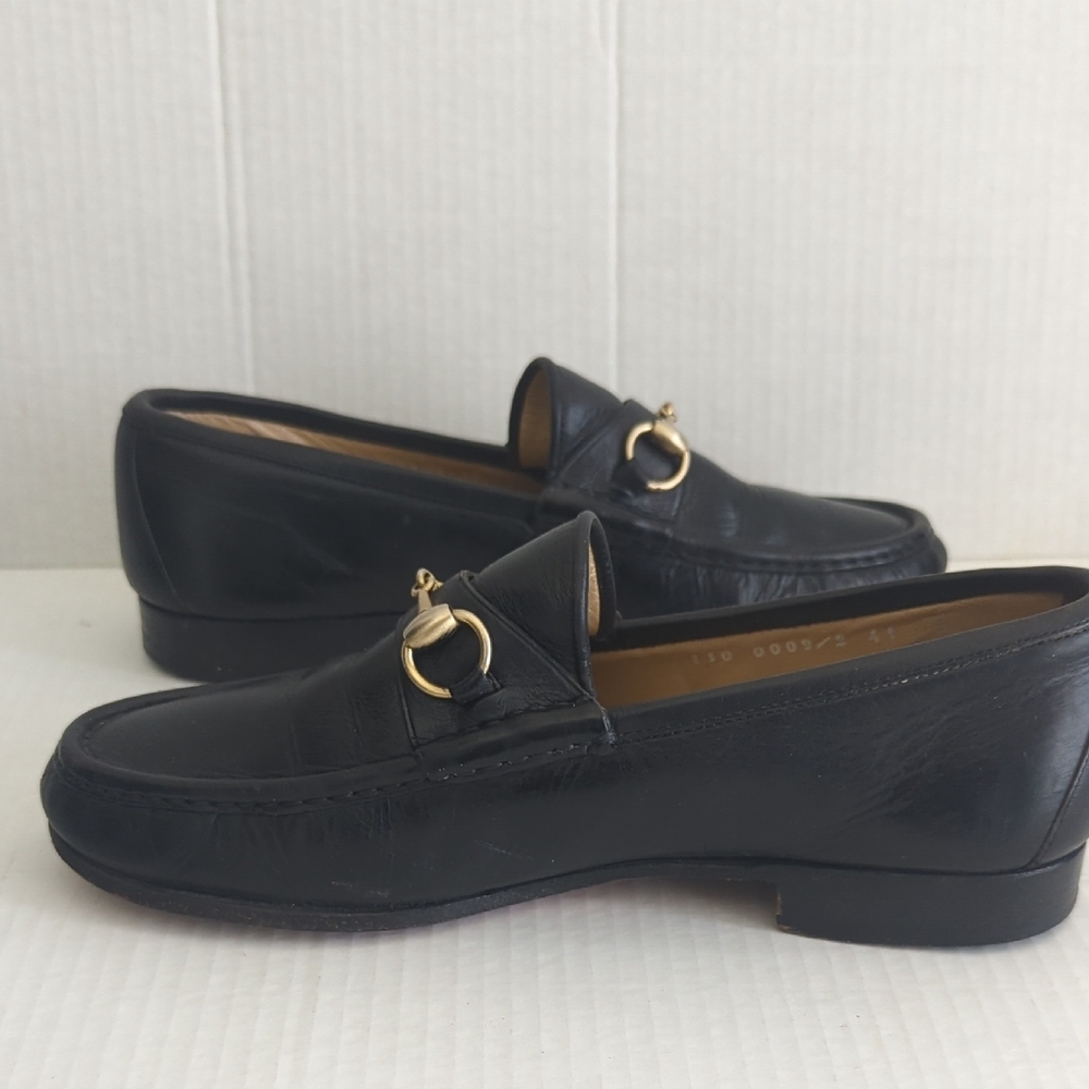 Gucci Black Leather Loafers with Gold Detail - Picture 6 of 13